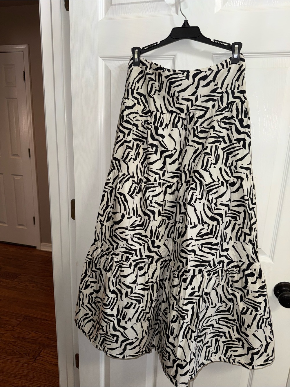 a new day Black & beige Printed Tiered Midi Skirt